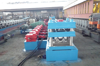 M194 Two Wave Guardrail forming machine