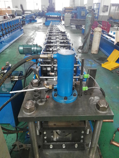 Rain Gutter Forming Machine